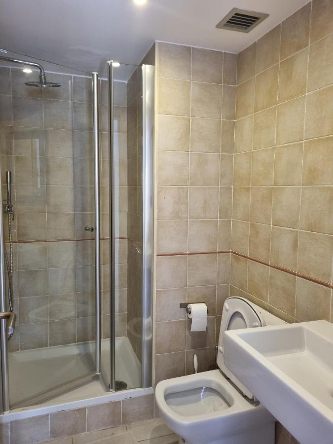 Duplex Jlc Villa โมฮาการ์ ภายนอก รูปภาพ